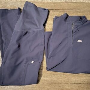 Navy blue small maternity figs set